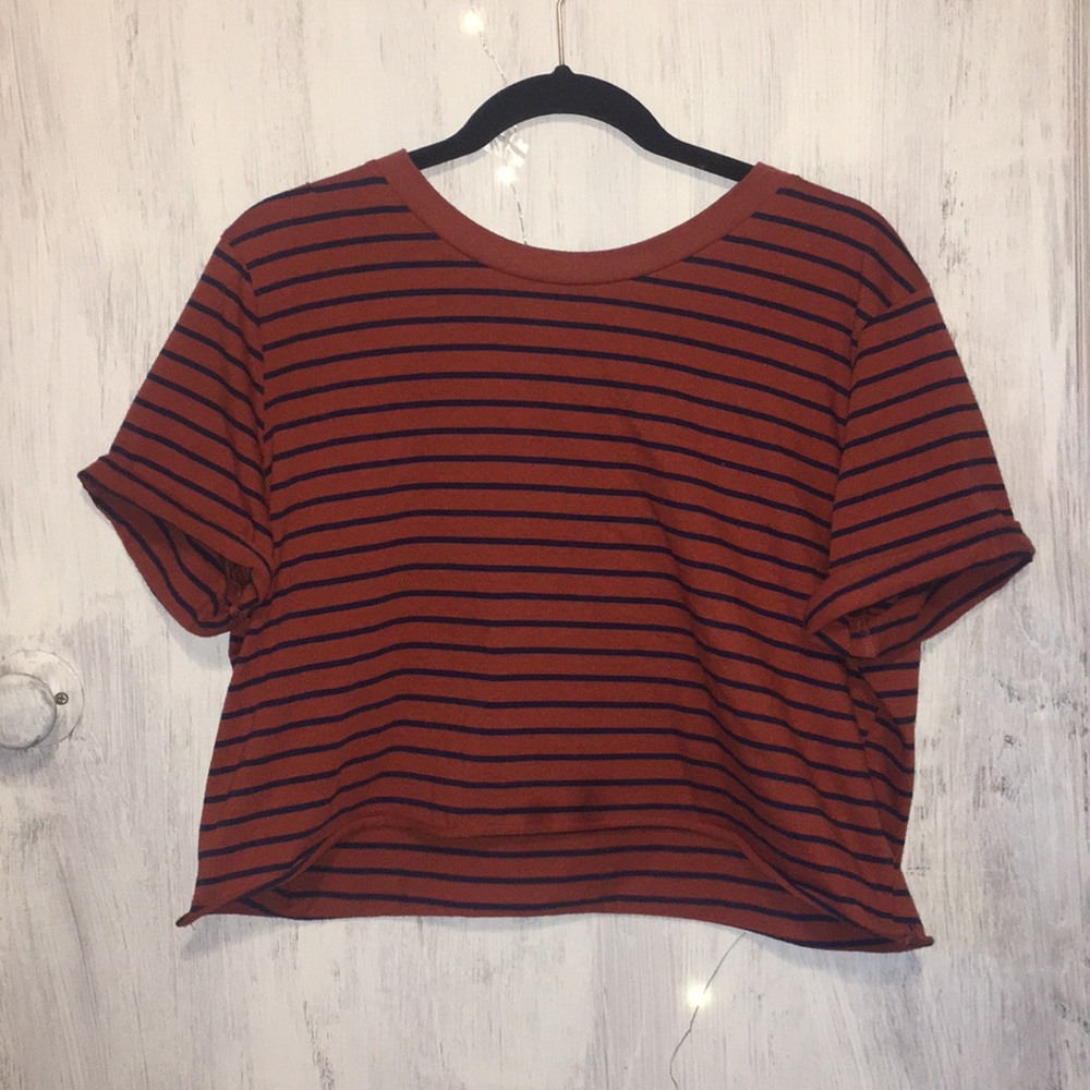 Cute crop top from forever 21!